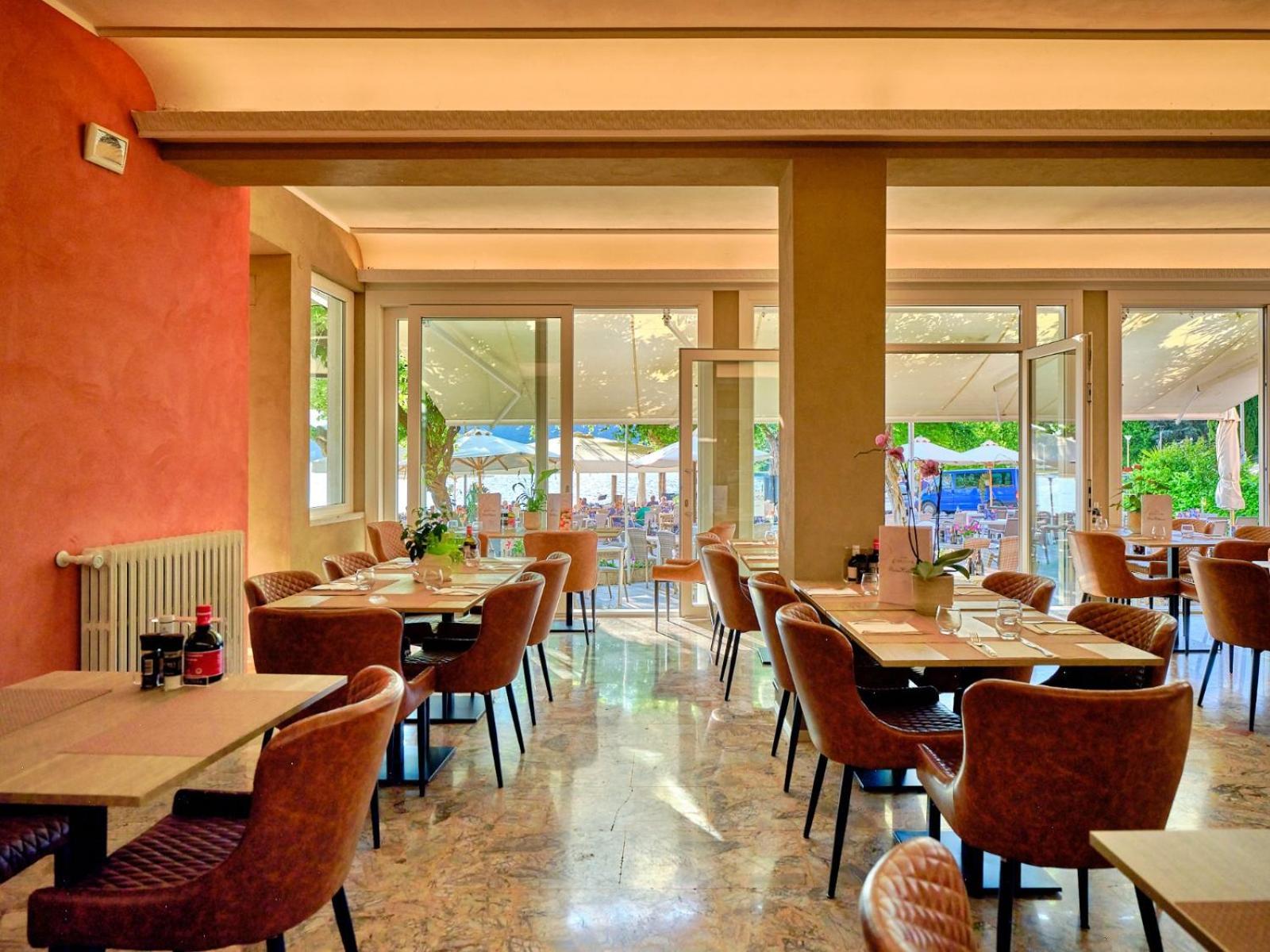 גארדה Hotel Conca D'Oro ***S מראה חיצוני תמונה