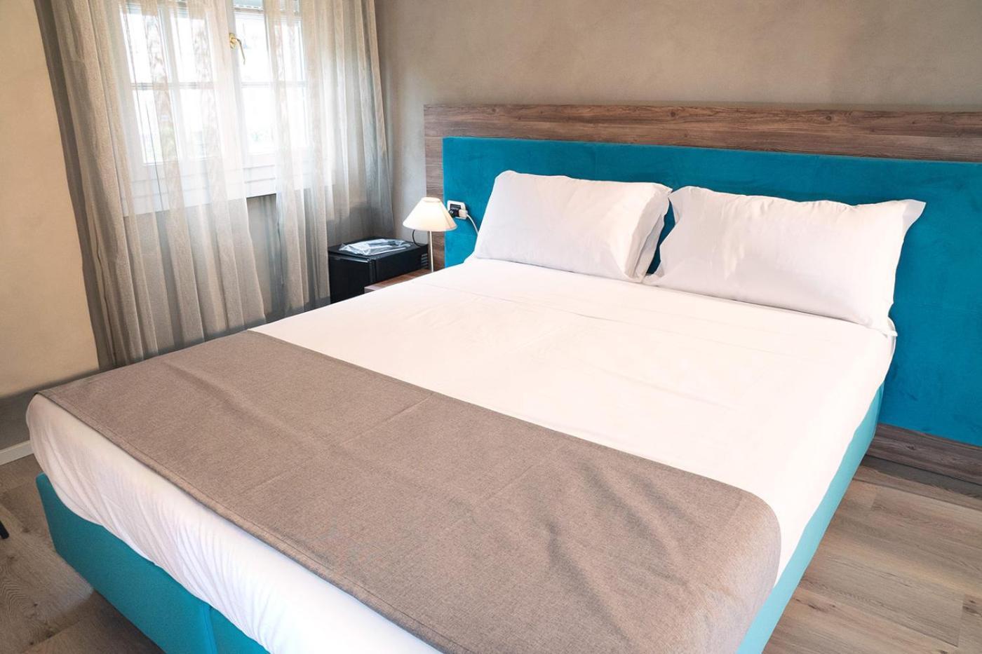 גארדה Hotel Conca D'Oro ***S מראה חיצוני תמונה
