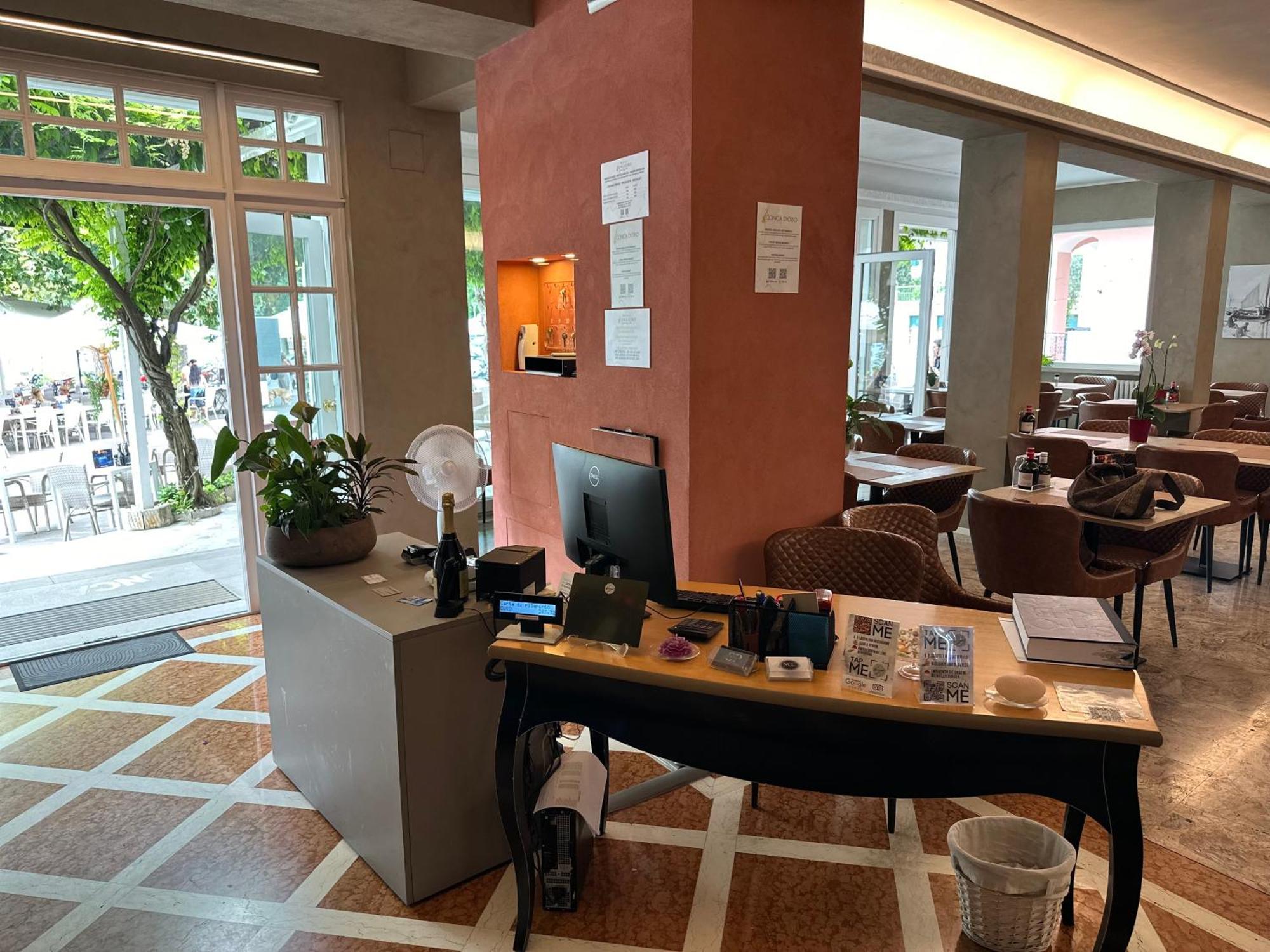 גארדה Hotel Conca D'Oro ***S מראה חיצוני תמונה