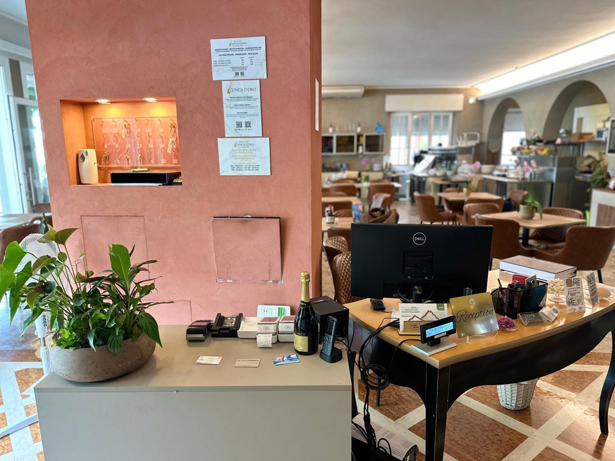 גארדה Hotel Conca D'Oro ***S מראה חיצוני תמונה